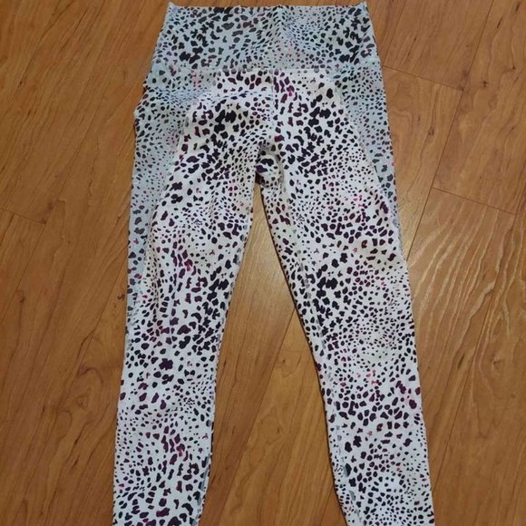 Define PowerHold® High-Waisted 7/8 Legging - Picture 1 of 2